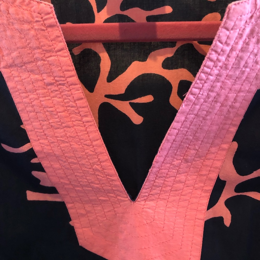 COPY - Cute navy and pink tunic - Picture 2 of 4